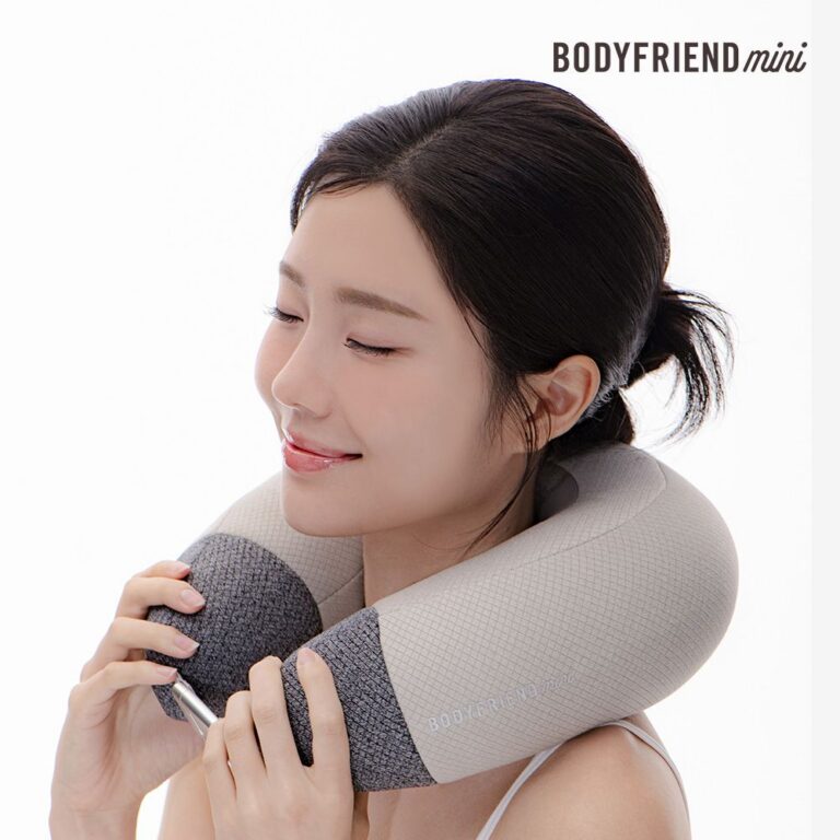 추석 귀성길 장거리 이동 목 어깨 뻐근할 때 바디프랜드 미니 여행용 목쿠션 마사지기